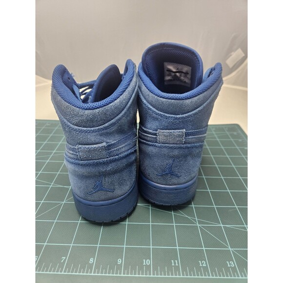 Nike Air Jordan 1 Retro High Team Royal Suede Youth Size 7Y (705300-404) - Picture 5 of 14